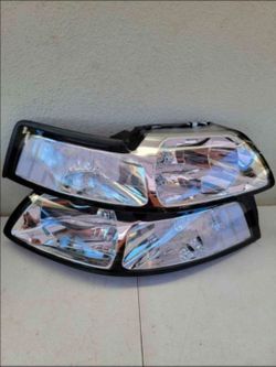 99-04 Ford Mustang Headlights Luces Focos Micas Faros Faroles Headlamps Focos