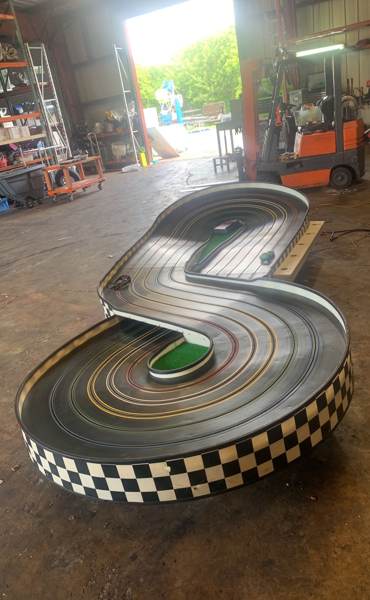 COMMERCIAL PORTABLE SLOT CAR TRACK FOR SALE for Sale in Miami, FL OfferUp