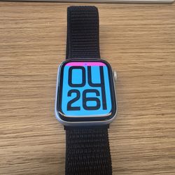 Apple Watch SE 2 - 44mm
