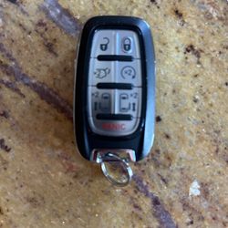 Chrysler Pacifica key Fob 2020 perfect working order