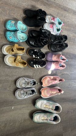 Girls shoes
