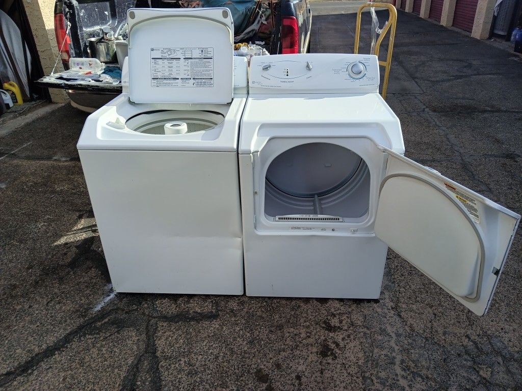 Maytag Special Scratch And Dent Top Washer Front Loader Dryer Set