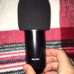 Bm800 Condenser Microphone With Stand An Sounboard Included