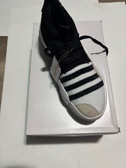 Size 10 - Adidas Trae Young 2 Cloud White Core Black Matte Gold Basketball Shoes