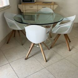 Modern Dining Table Set