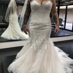 Unaltered Wedding Dress