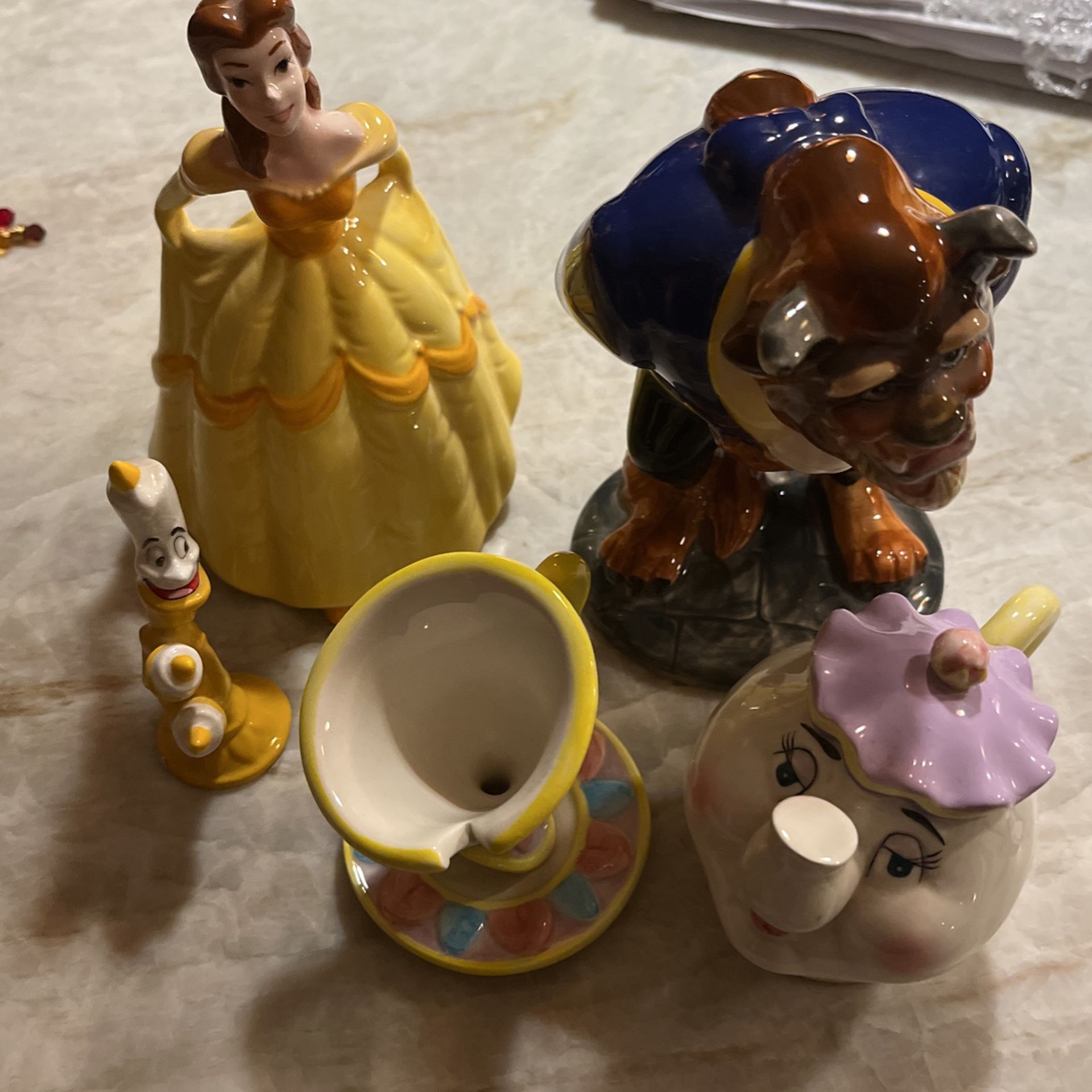 Vintage Disney Beauty And The Beast Figurine Set (In Perfect Condition).