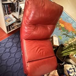 Red Leather Lounge Chair 
