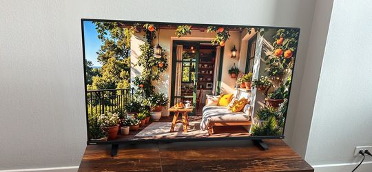 TV 43”