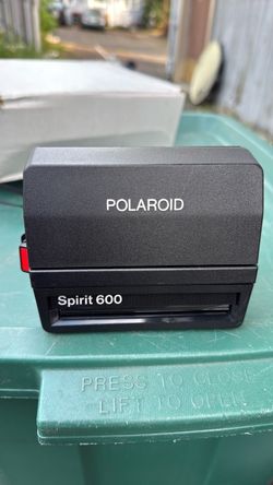 Vintage Polaroid  600  land camera