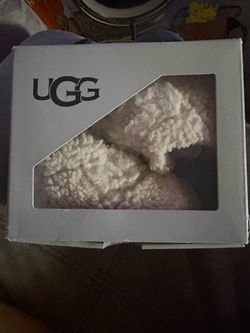 UGG Baby Sherpa Booties / Crib Shoes