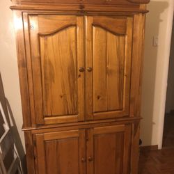 Solid wood tv and drawers