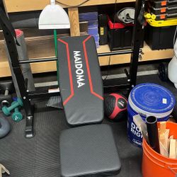 Weight Bench 