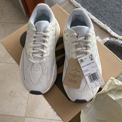 Yeezy Boost 700 Analog.  Size 4.5 US - NEW!