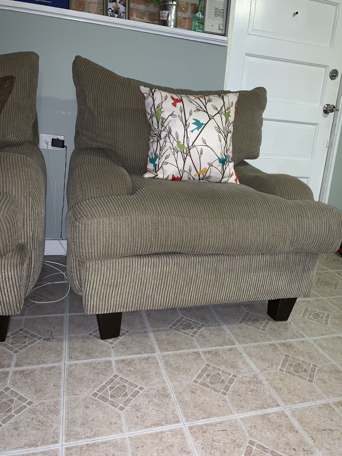 Light Brown 3 Piece Sofa Set for Sale in Chicago, IL OfferUp