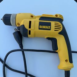 DeWalt DWD110 3/8” VSR Drill – Strong & Reliable