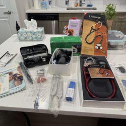 Diagnostic Medical Devices : Medical Diagnostic Equipment Stethoscope Sphygmomanometer Oto/Ophthalmoscope Set