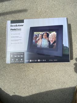 Brookstone   Photo Share Cloud Frame 