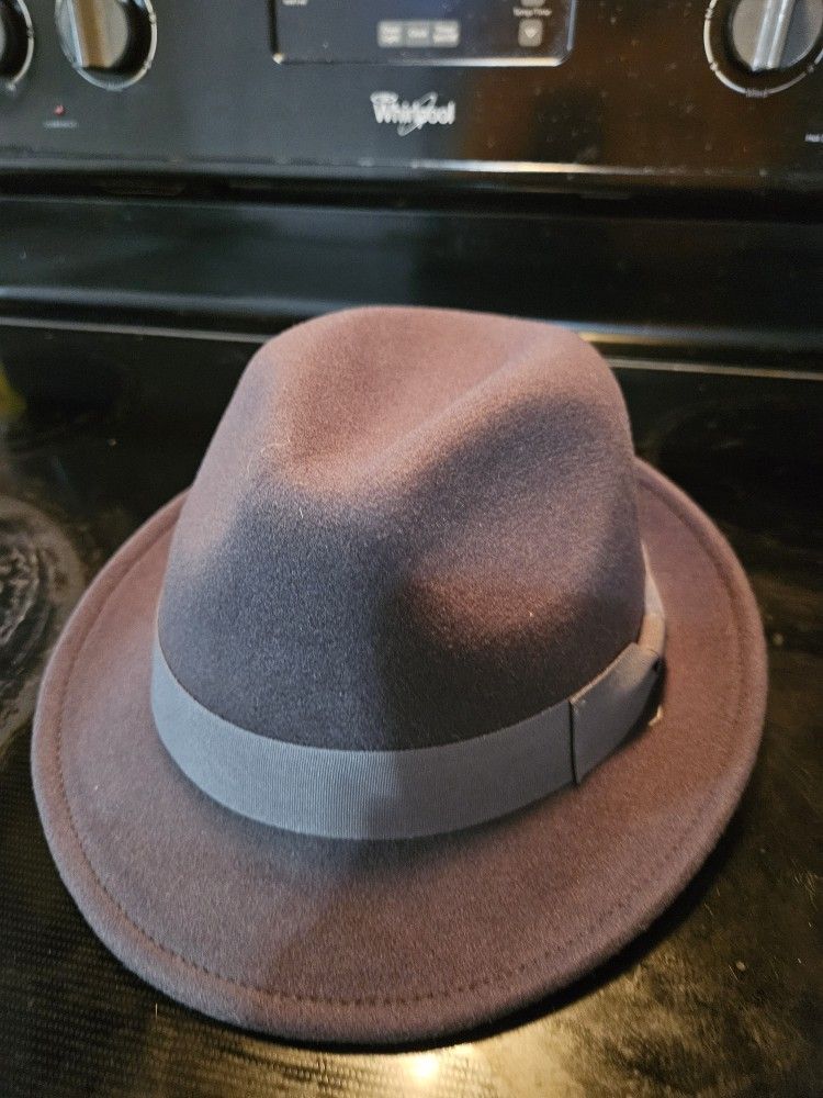 Derby Hat Size 7.5