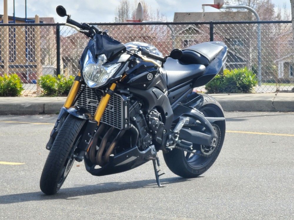 2013 Yamaha FZ8