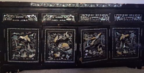 Antique China storage box