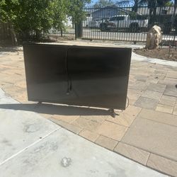 Roku Tv / Bluetooth 43 Inch 