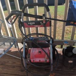 Hyper Tough Pressure Washer 1800 PSI 1.1 GPM