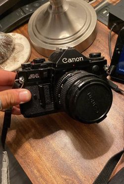 A1 canon camera MINT
