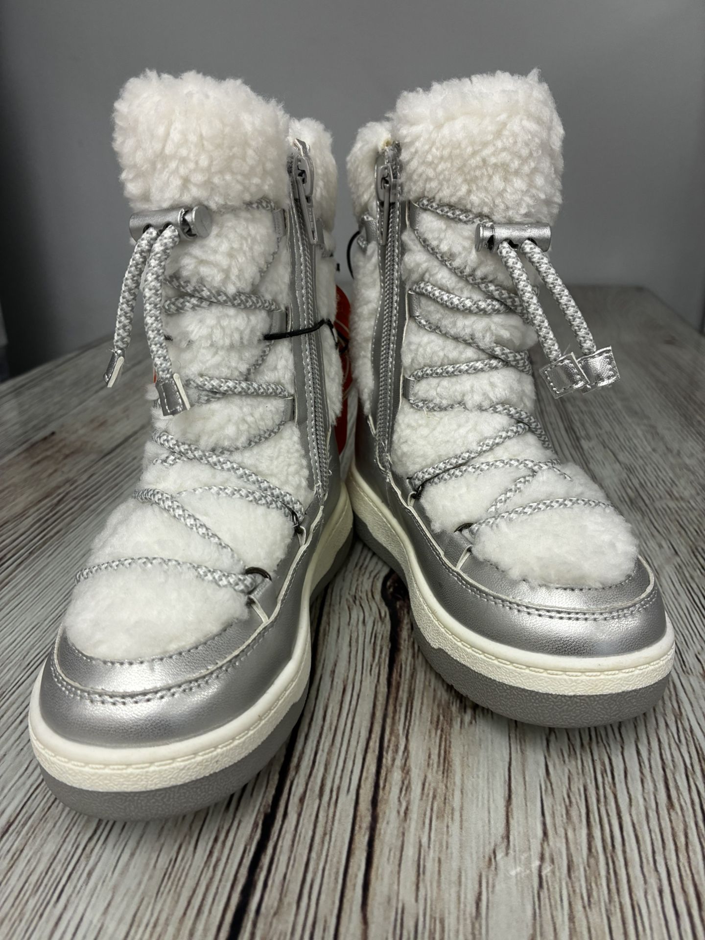 Wonder Nation Kids 9 Winter Boot Silver N White 