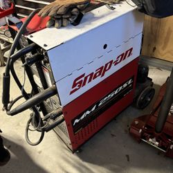 Snap On MiG Welder