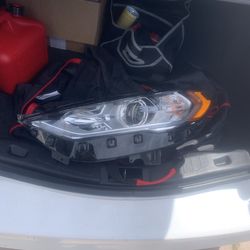 Ford Fusion driver side headlight