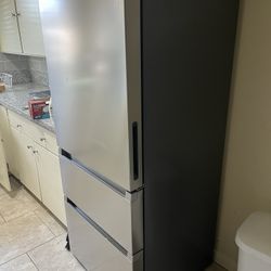 Mora Silver Refrigerator 