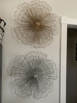 Metallic Decorative Flowers. 