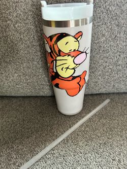 30oz Tigger tumbler