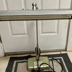 MCM Dazor MFG Industrial Drafting Lamp Steel Base