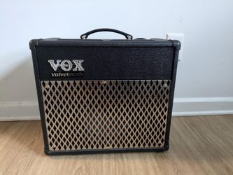 Vox Valvetronix 30W Guitar Amp - Great Condition