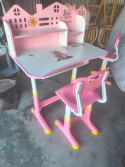 Kids desk