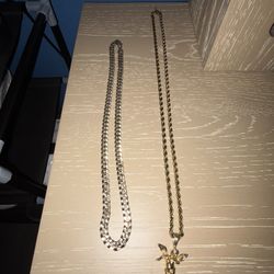 Robe And Cuban Link Golden Chains 
