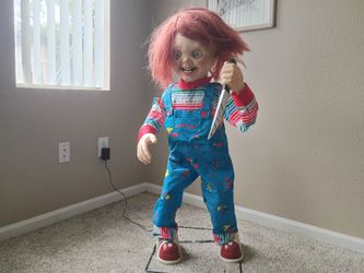 Life-Size Chucky Doll Animatronic Figure