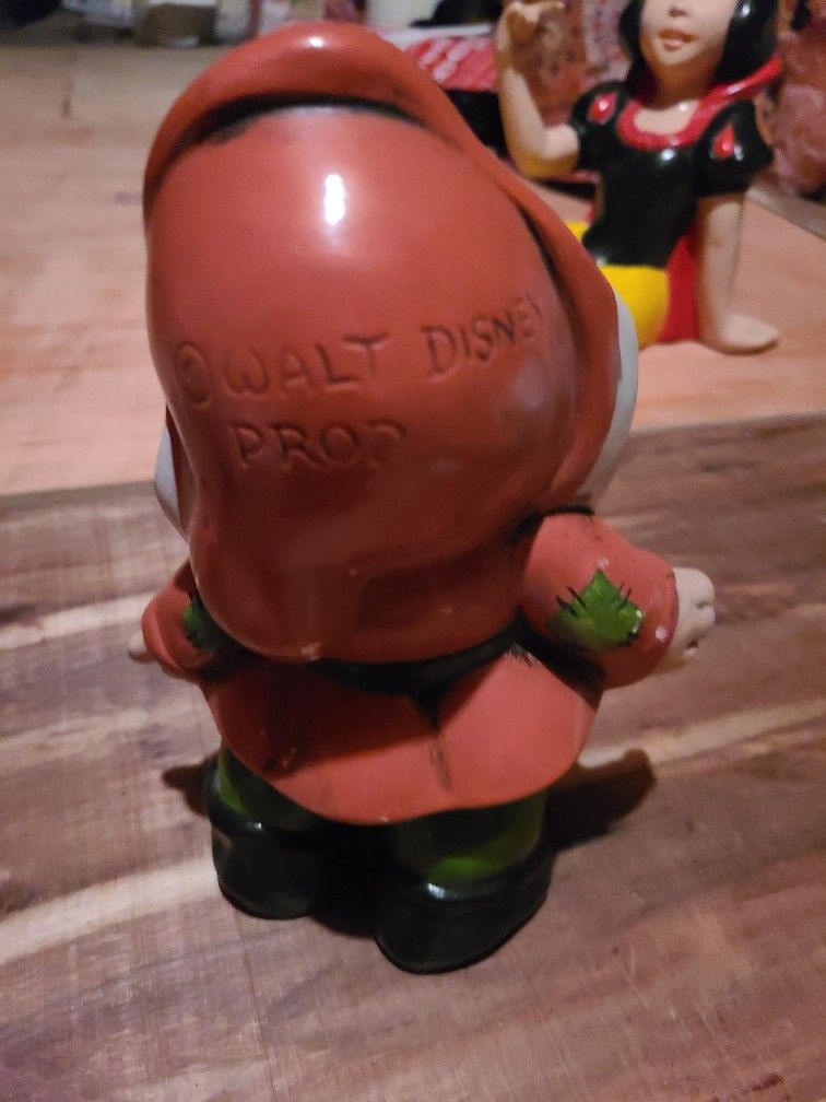 Disney Snow White & the Seven Dwarfs Large Ceramic Figurine Set Excellent