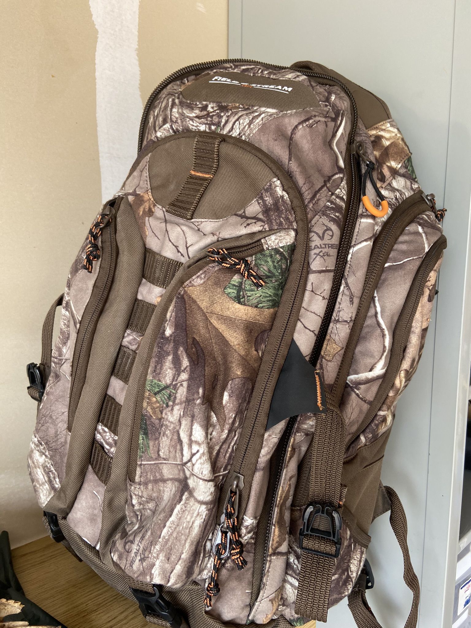 field & stream powderhorn xl backpack