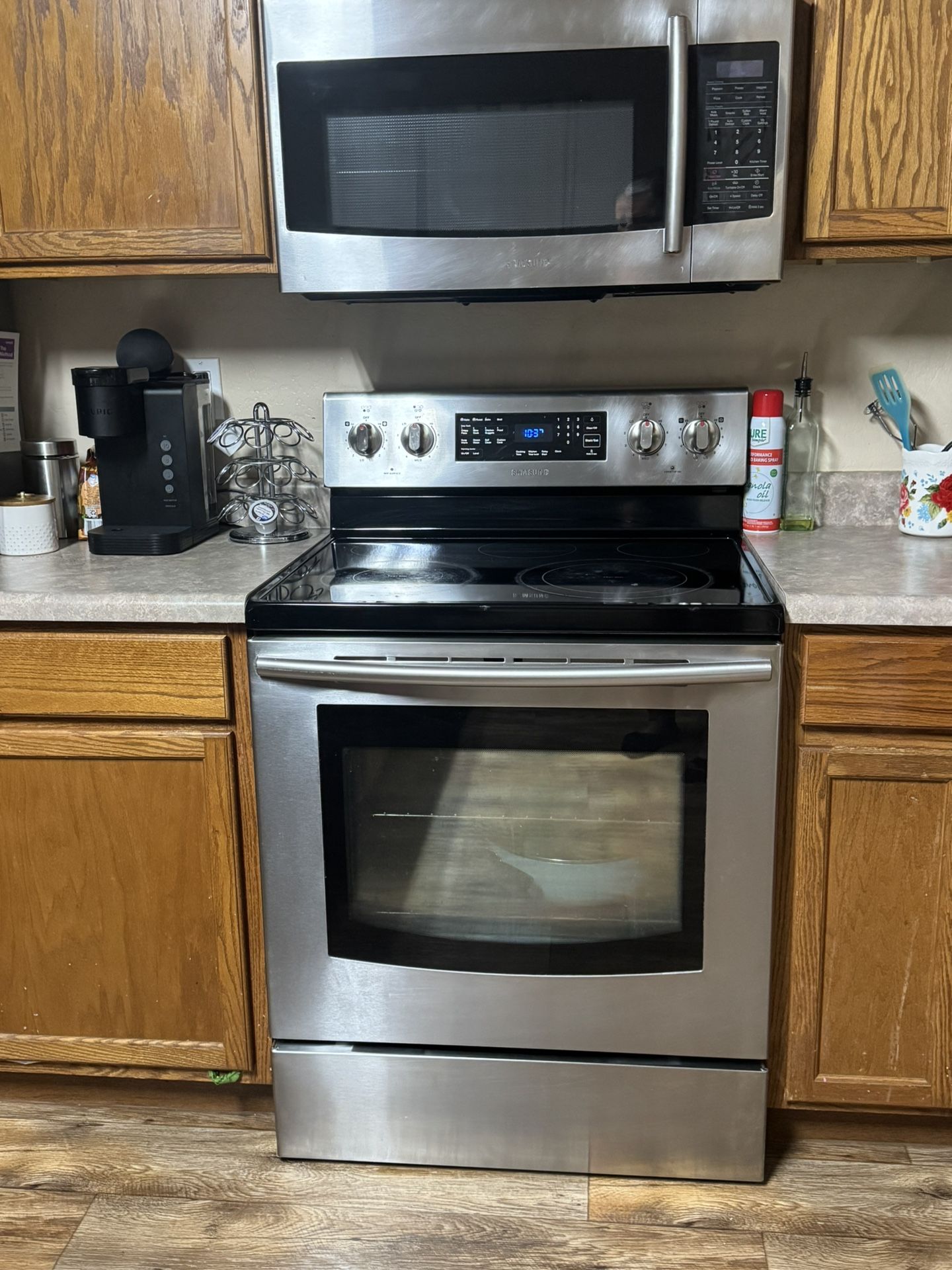 Samsung electric Stove And Over Range Microwave 