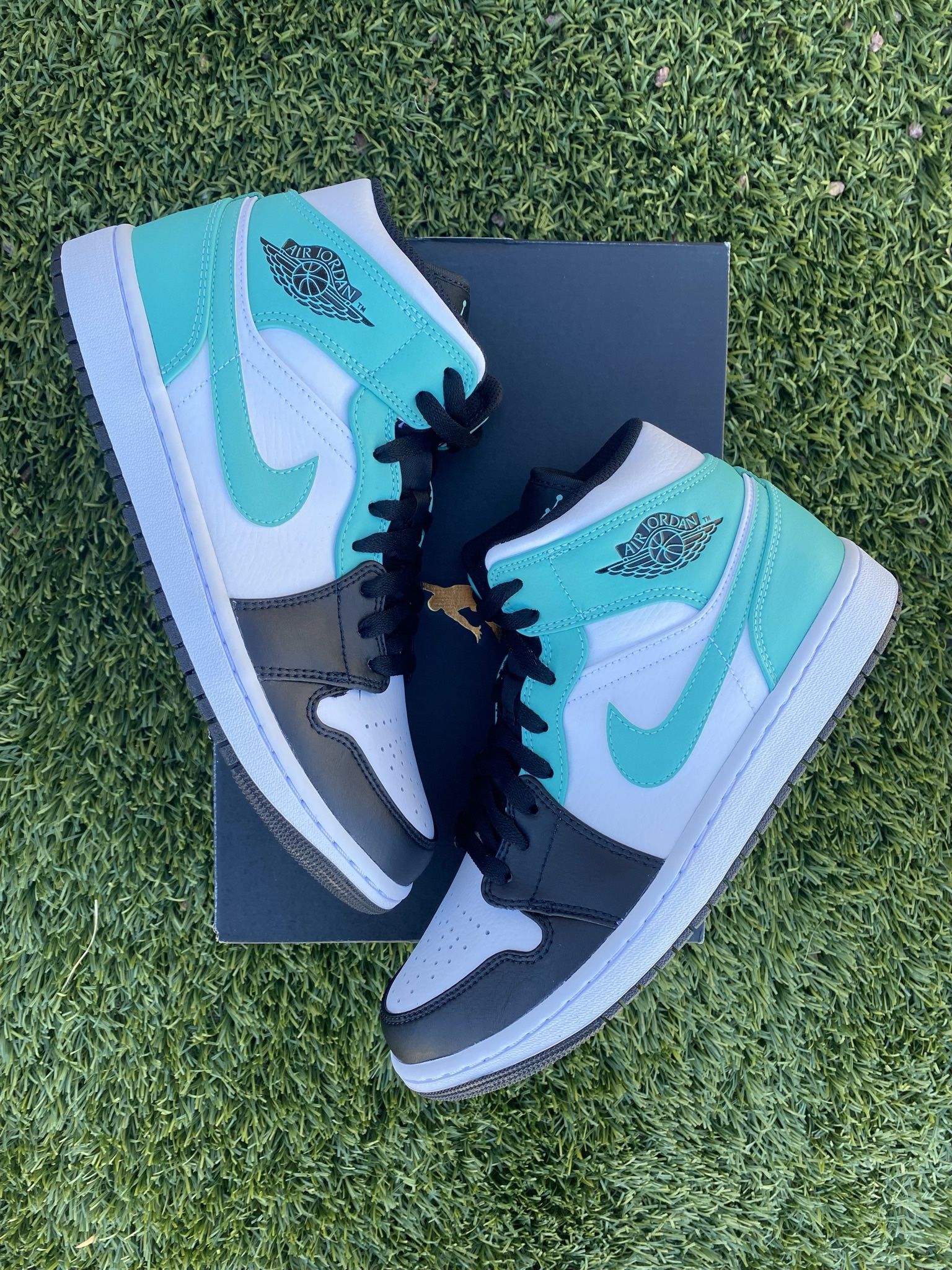Jordan Mid “Tropical Igloo” Size And Available