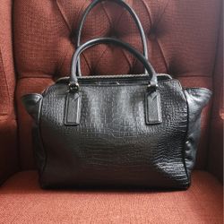 Banana Republic MacKenzie Reptilian Design Double Zip Leather Satchel Handbag Color:Black 