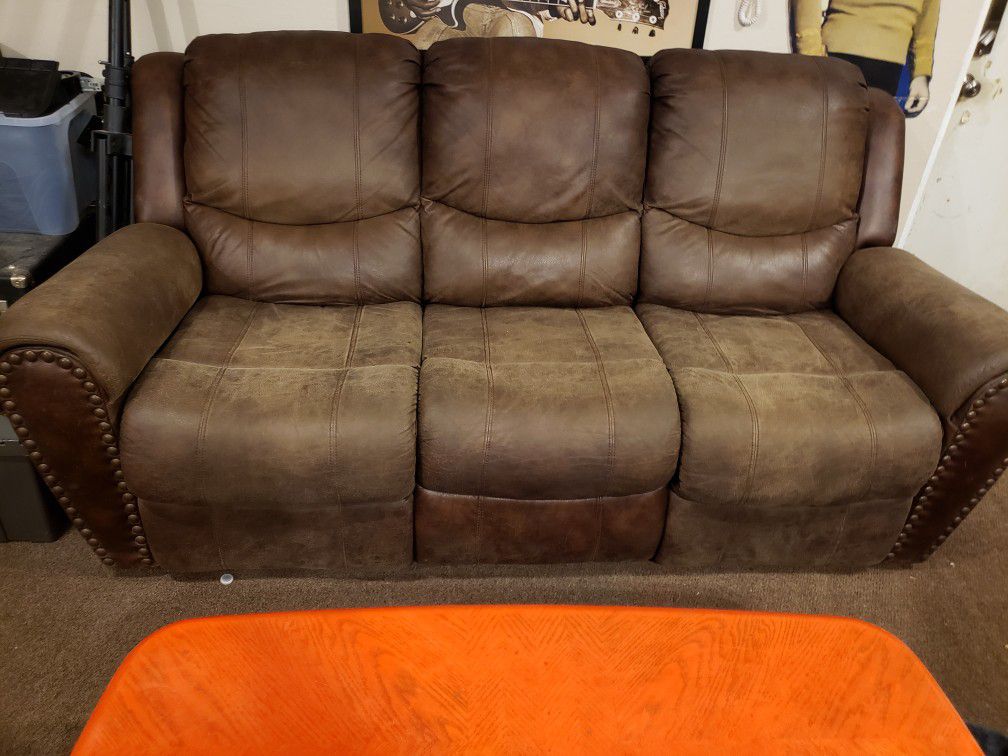 OBO Studded Leather Living Room Set