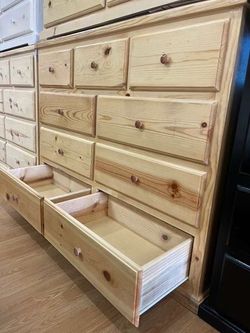 Nine drawers dresser