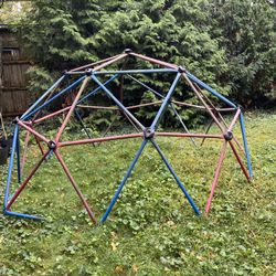 Kid’s Climbing Gym