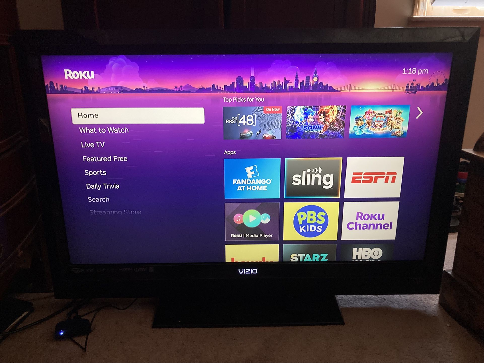 VIZO 32” 720p LCD HDTV