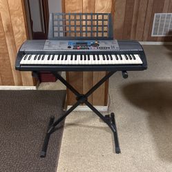 Yamaha PSR-225GM 61-Key Touch Response Portable Keyboard 