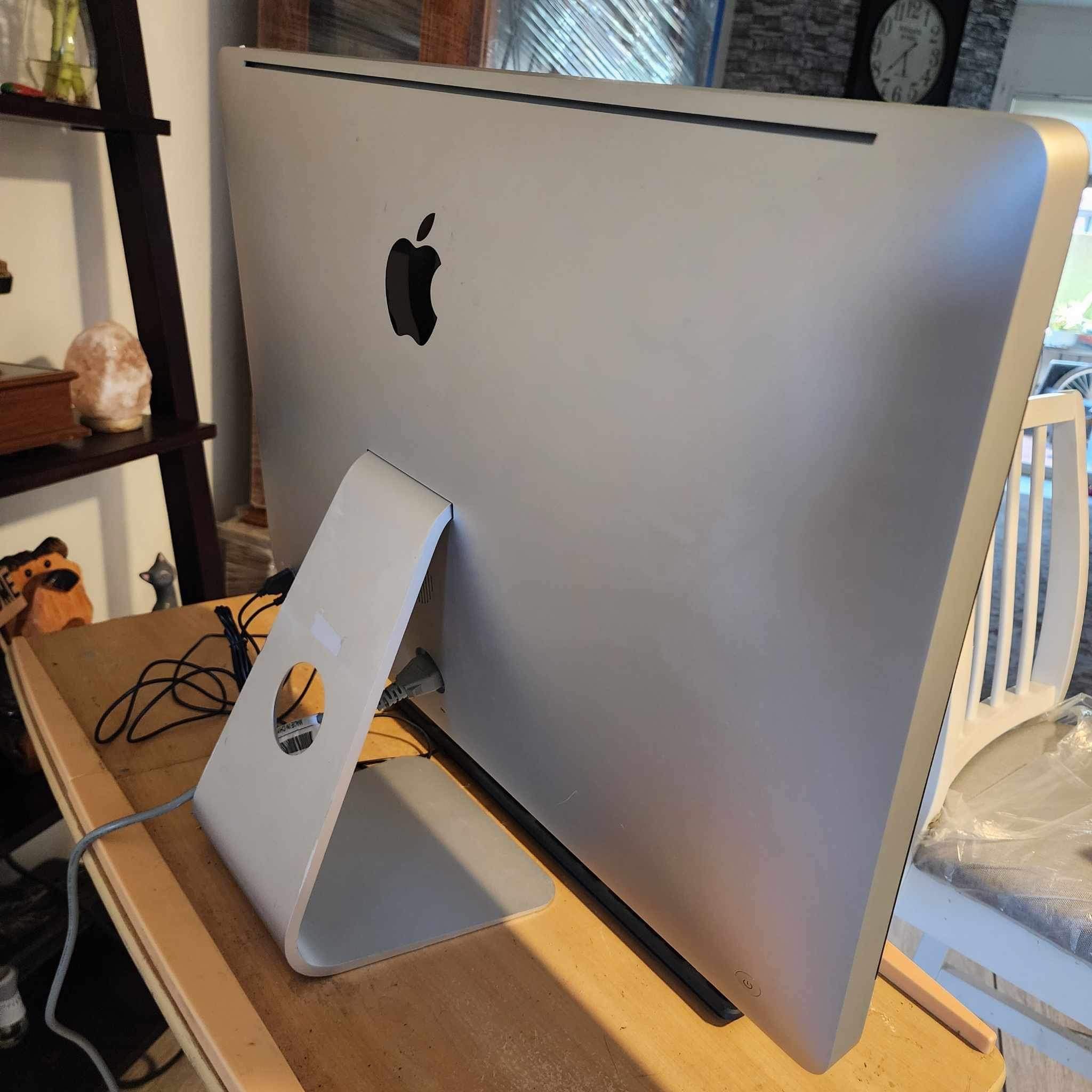 IMac 27inch Mid 2010 desktop Intel Core i5 2.8 GHz DDR3 8GB